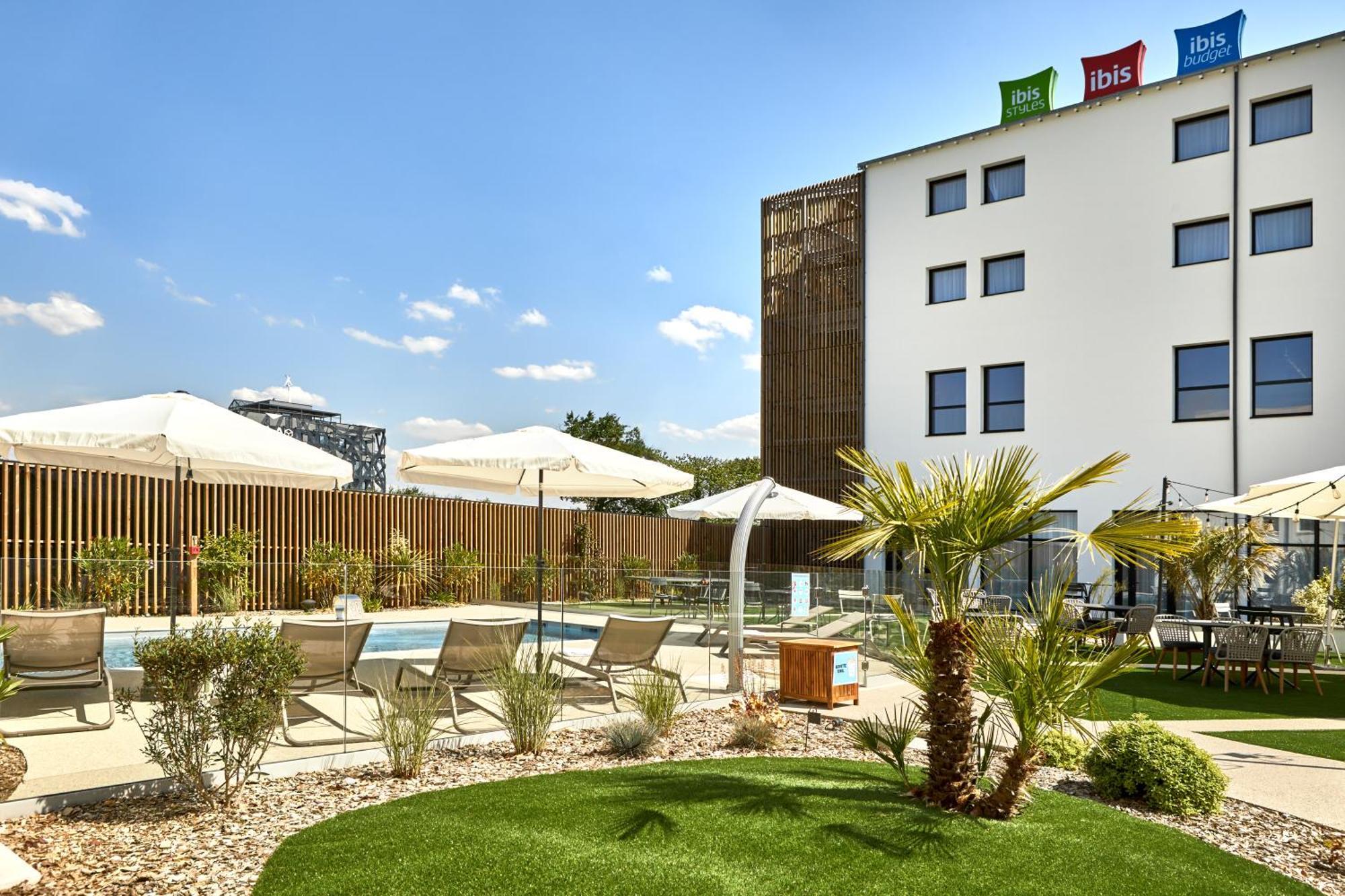 Ibis La Roche Sur Yon Vendespace Mouilleron-le-Captif ภายนอก รูปภาพ