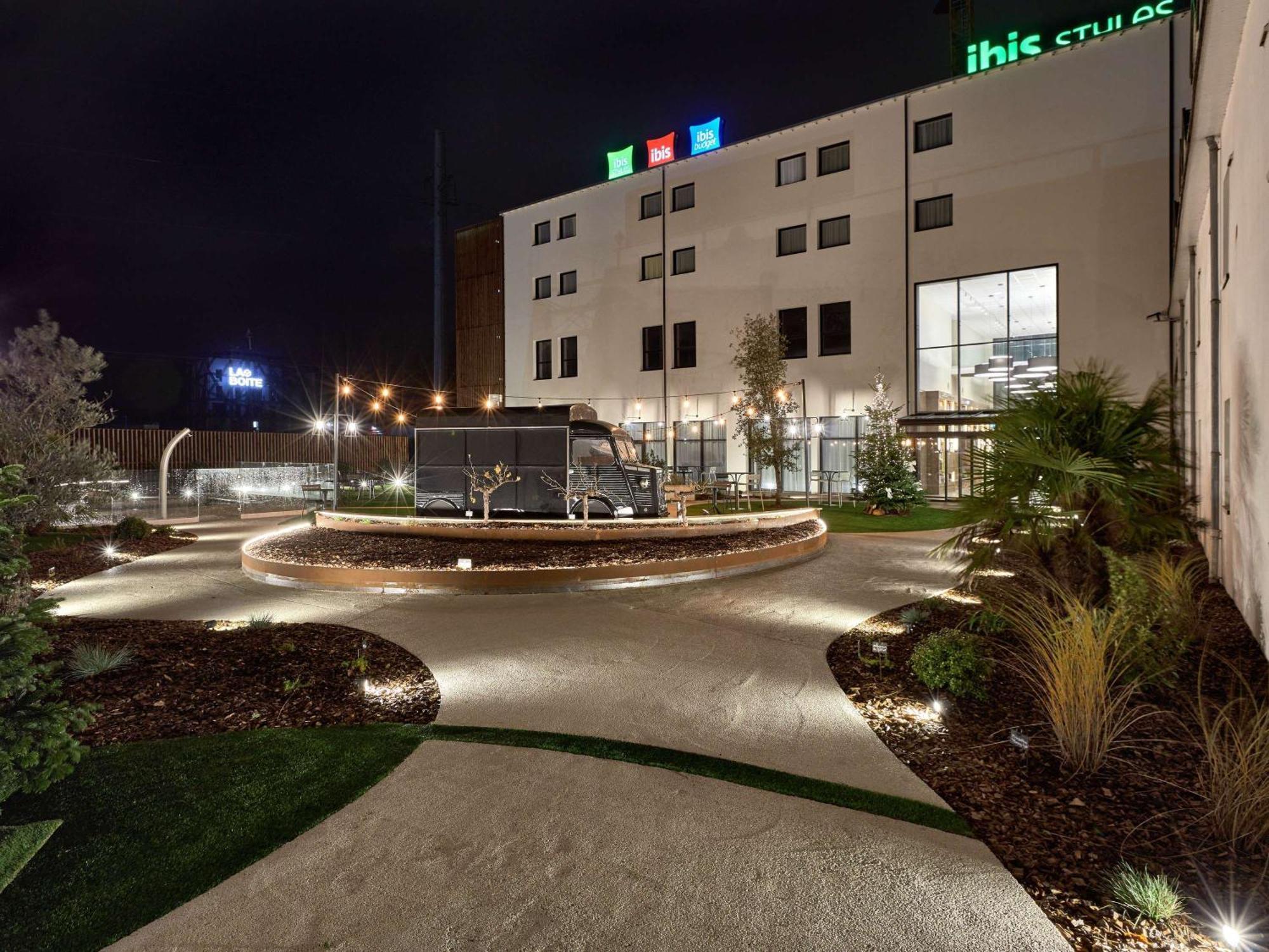 Ibis La Roche Sur Yon Vendespace Mouilleron-le-Captif ภายนอก รูปภาพ
