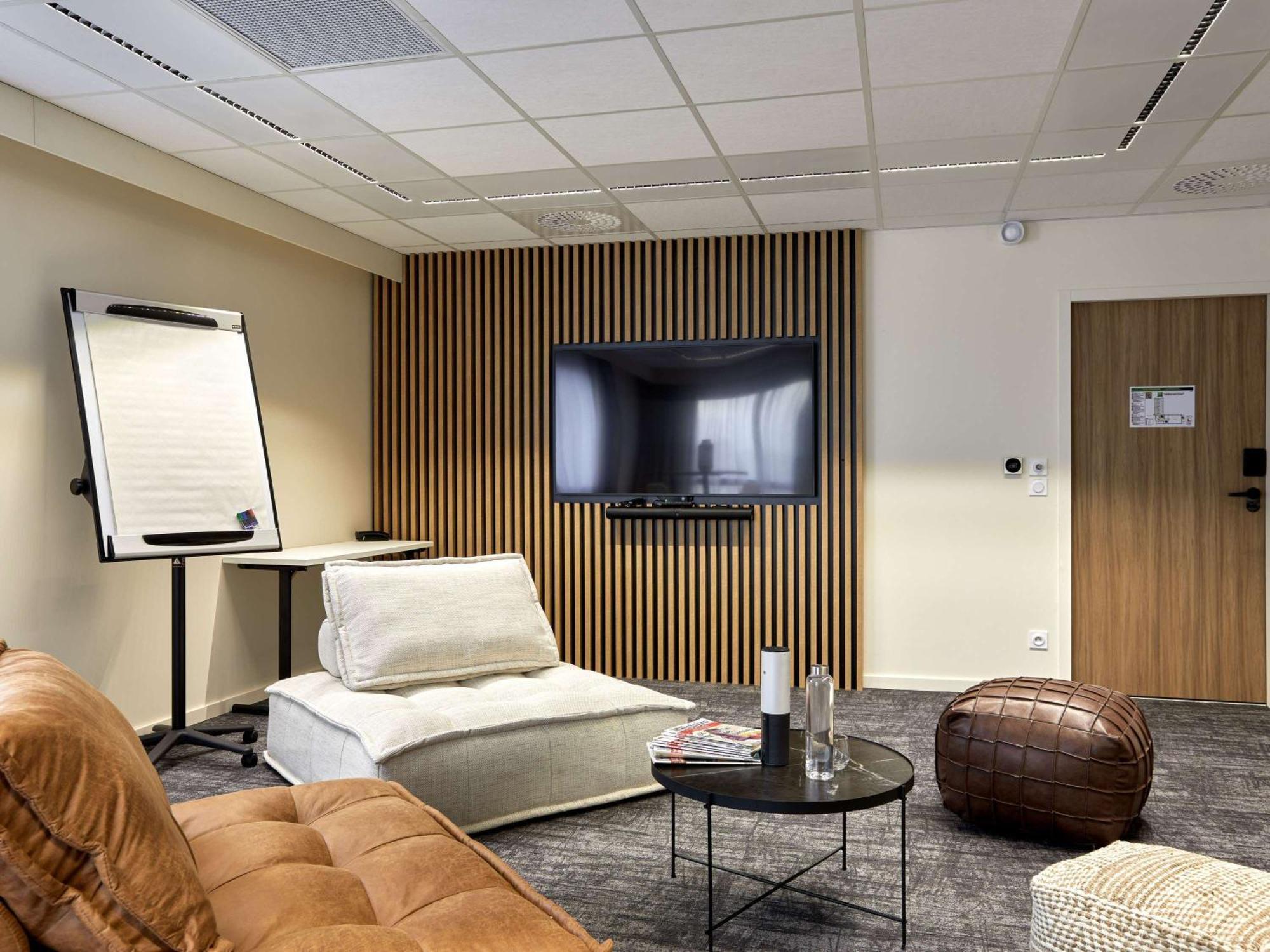 Ibis La Roche Sur Yon Vendespace Mouilleron-le-Captif ภายนอก รูปภาพ