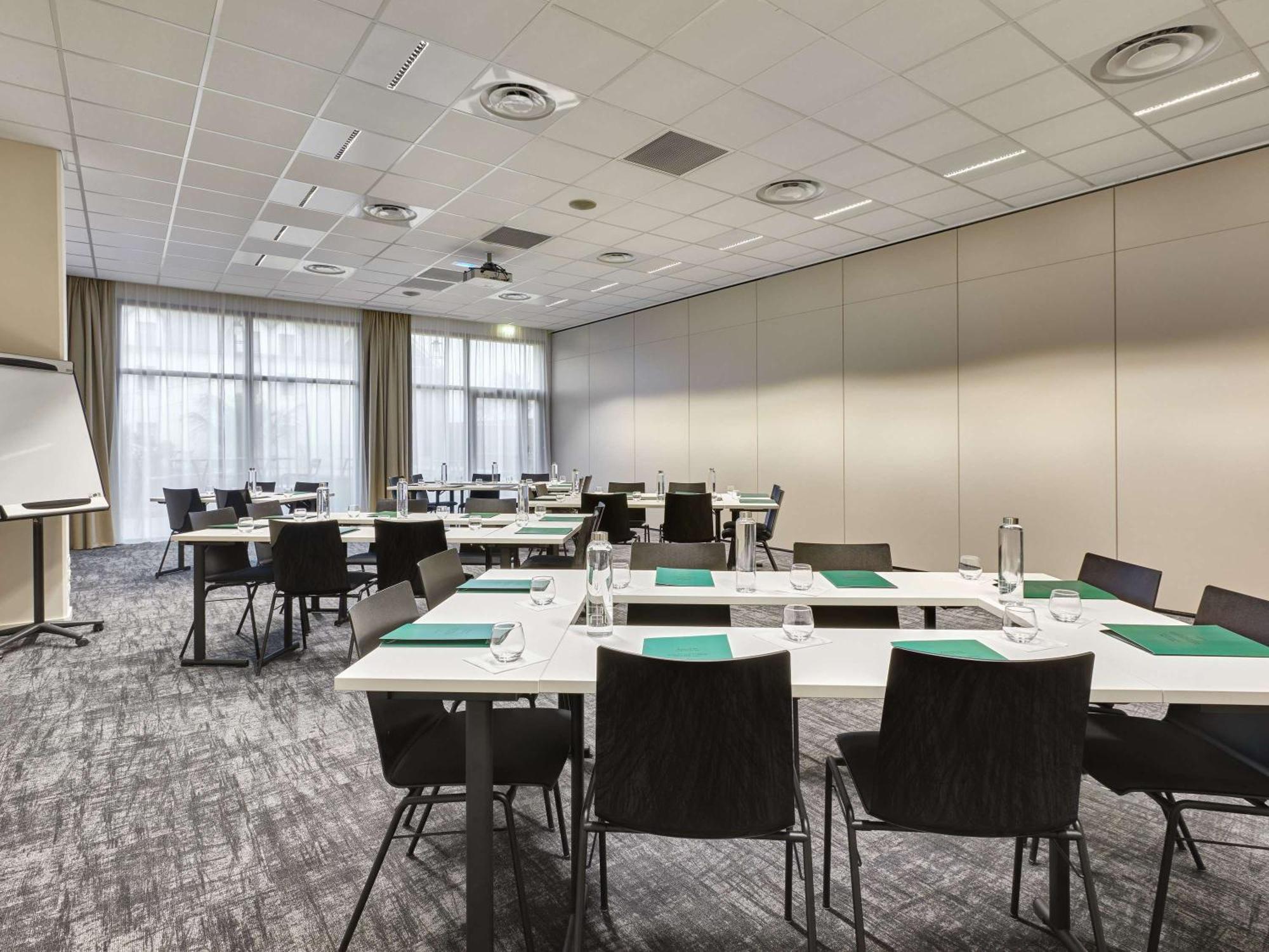 Ibis La Roche Sur Yon Vendespace Mouilleron-le-Captif ภายนอก รูปภาพ