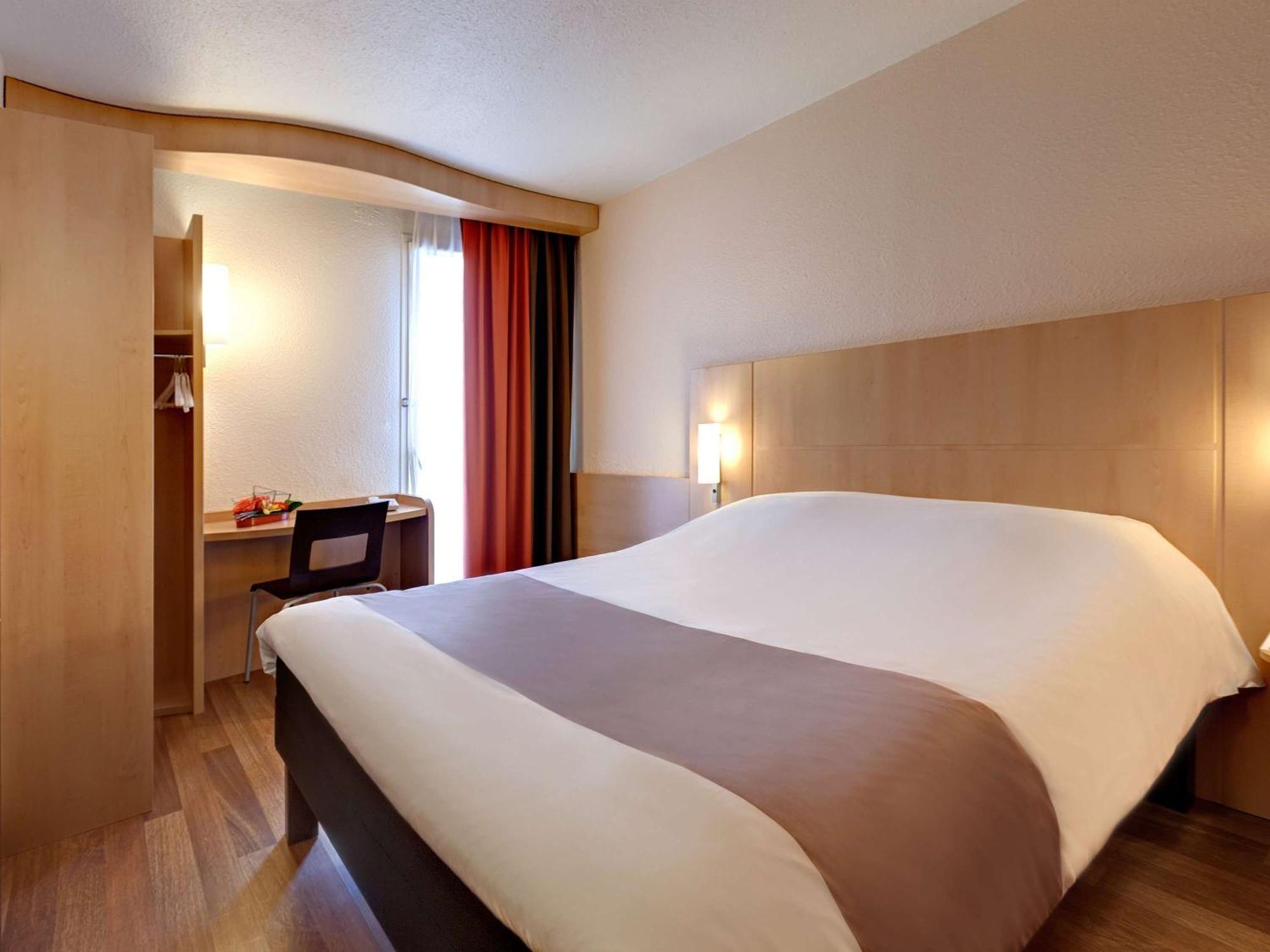 Ibis La Roche Sur Yon Vendespace Mouilleron-le-Captif ภายนอก รูปภาพ