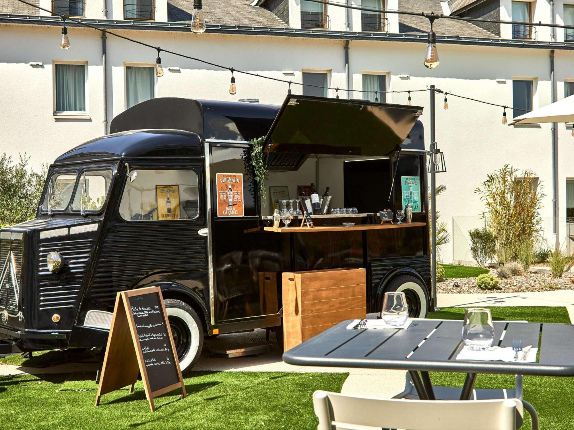 Ibis La Roche Sur Yon Vendespace Mouilleron-le-Captif ภายนอก รูปภาพ